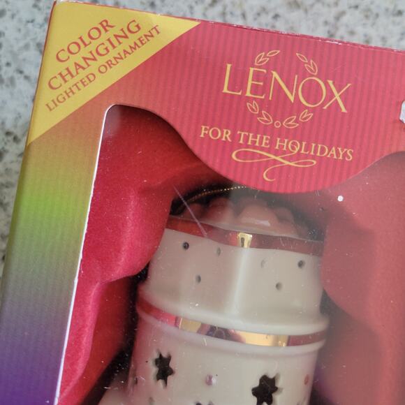 Lenox Shimmering Lights 2021 Gift Ornament Color Changing Light Up✨️NIB✨️NOS - Picture 4 of 10